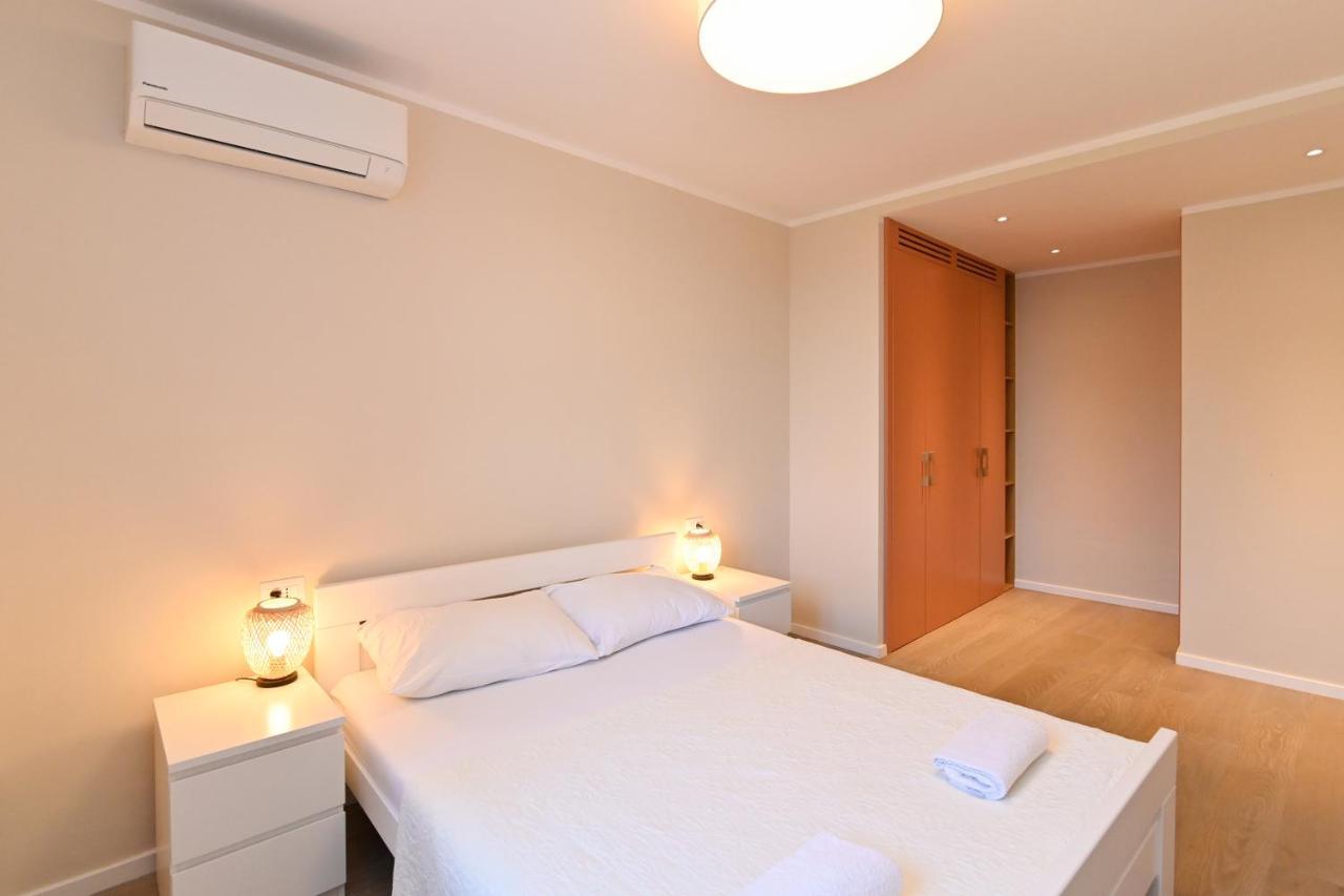 - Sidro Apartman Kostrena